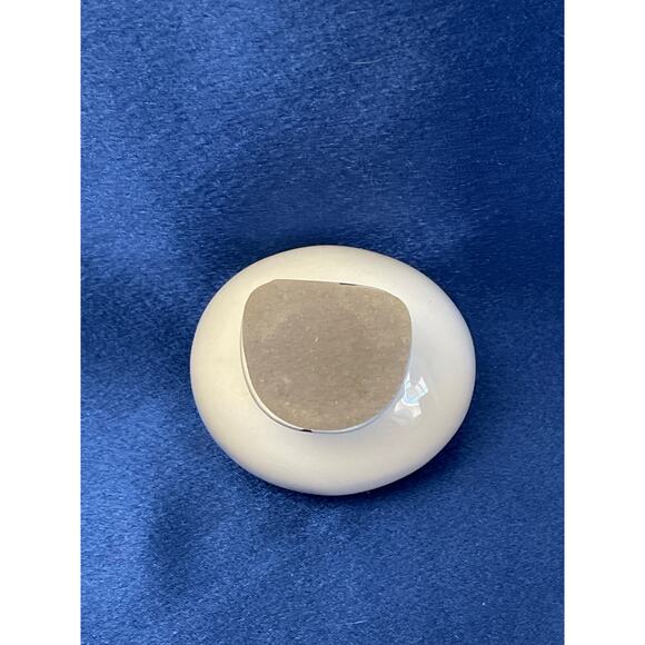 Cute Porcelain Black and White Smiling Large Headed Cat - Picture 6 of 6